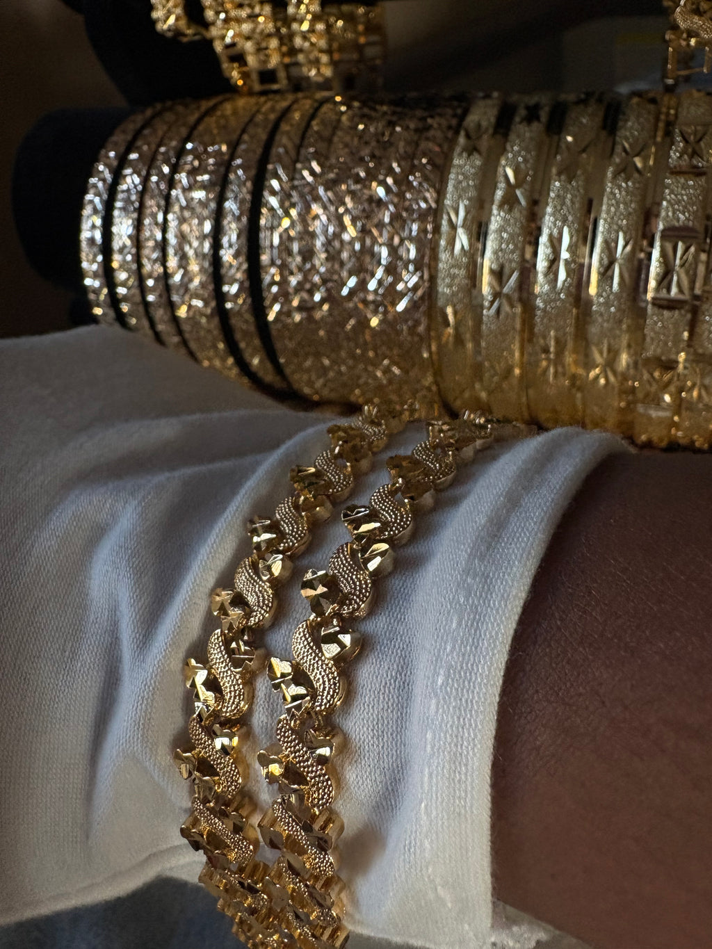 Gold Knot | 24K Gold Bracelet